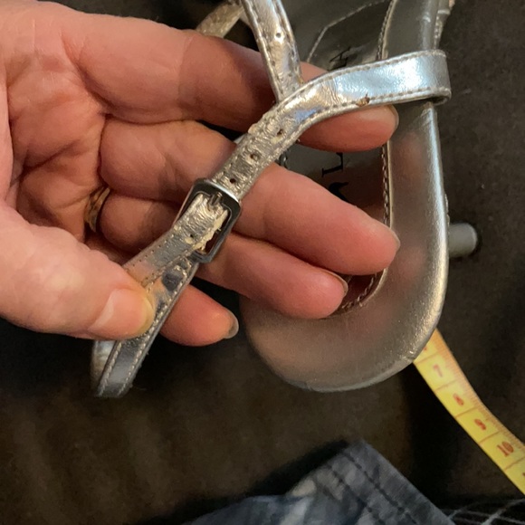 Lasonia, 3 1/2” silver sparkle heels, decorated with gems ✨✨✨size 6 1/2 - Picture 13 of 13